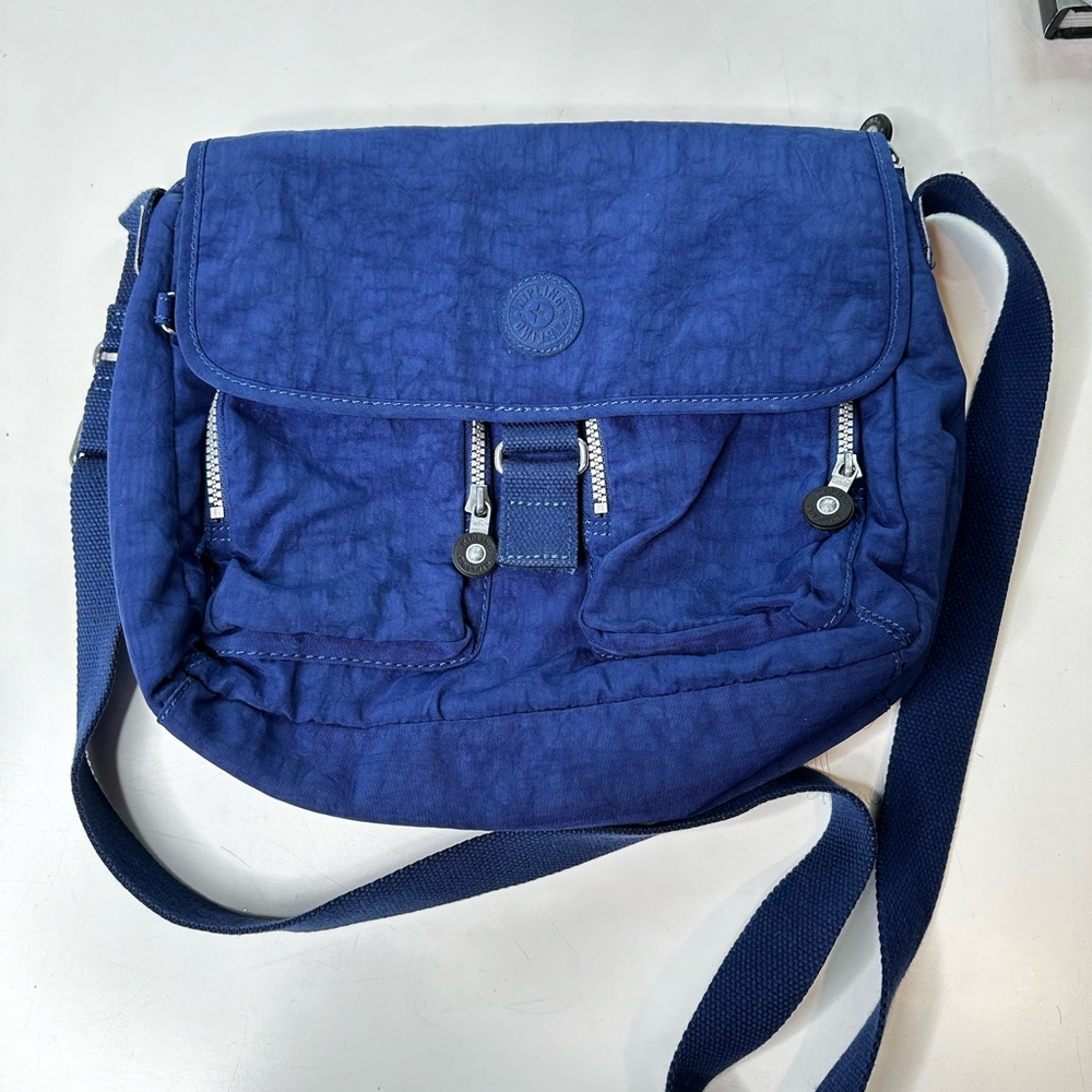 Kipling shoulder Bag - Picture 1 of 8